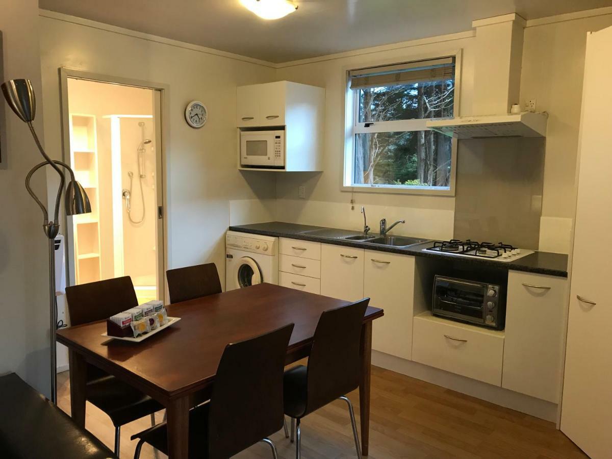 Angie'S Rural Retreat Otel Wainuiomata Dış mekan fotoğraf
